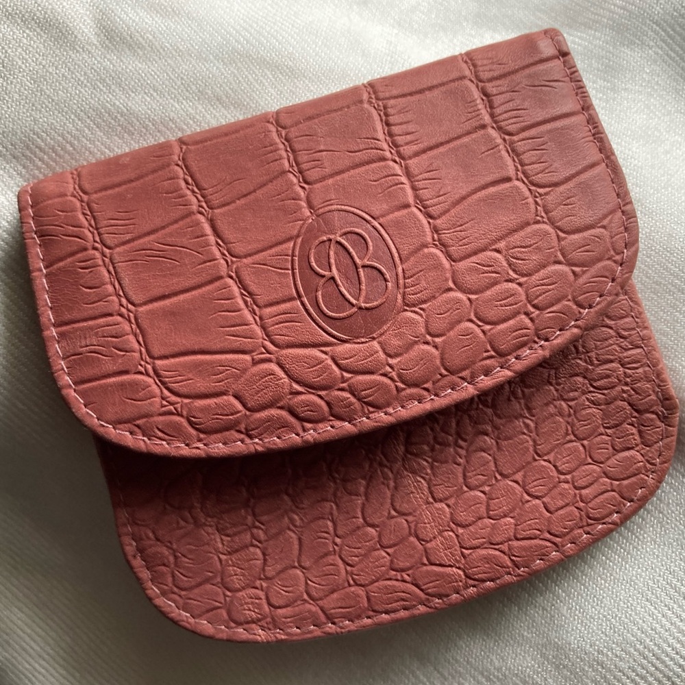 Buxton mini wallet